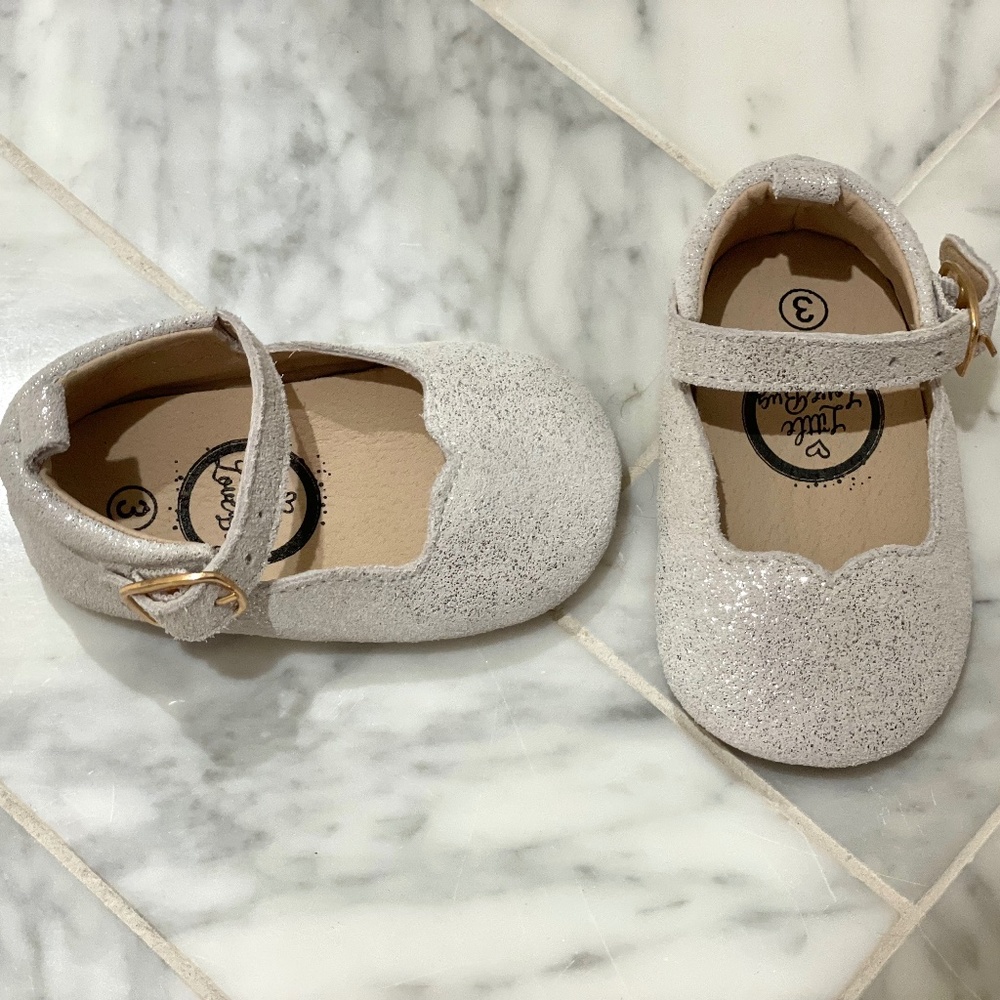 Little love bug white sparkly leather infant Maryjane shoes